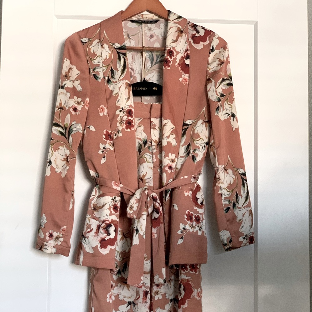 Zara Woman’s Pants Suit